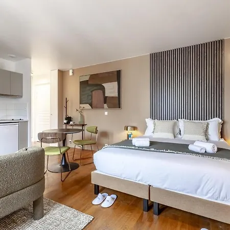 Apartment Arc De Triomphe - 2 People *
